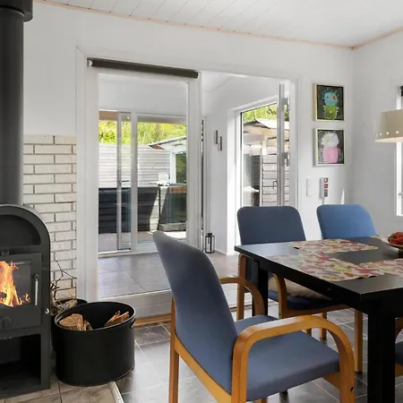 Gorgeous Home In Ebeltoft With Wifi Ebeltoft